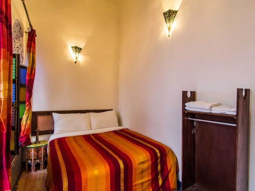 Riad Taha Фес Экстерьер фото