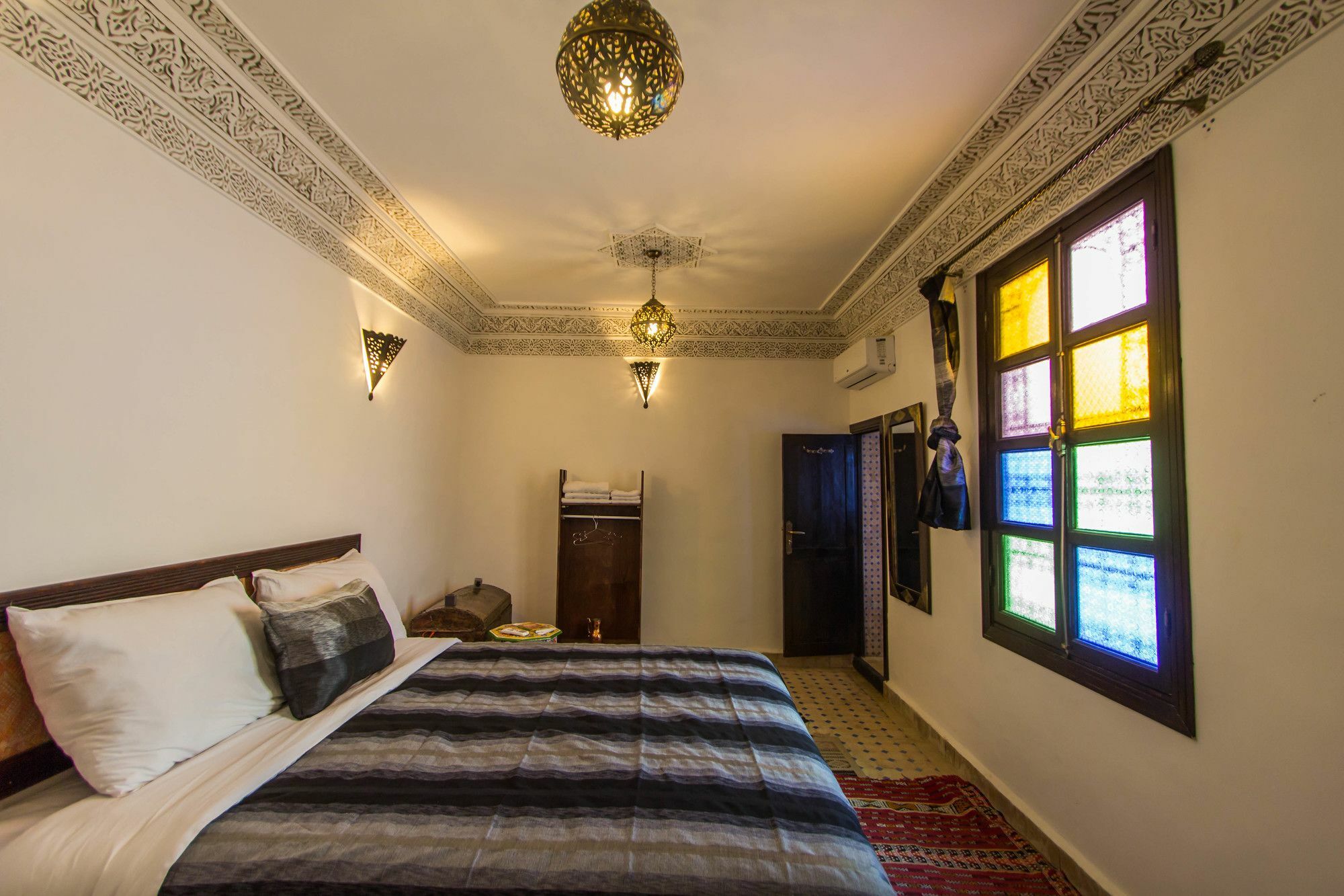 Riad Taha Фес Экстерьер фото
